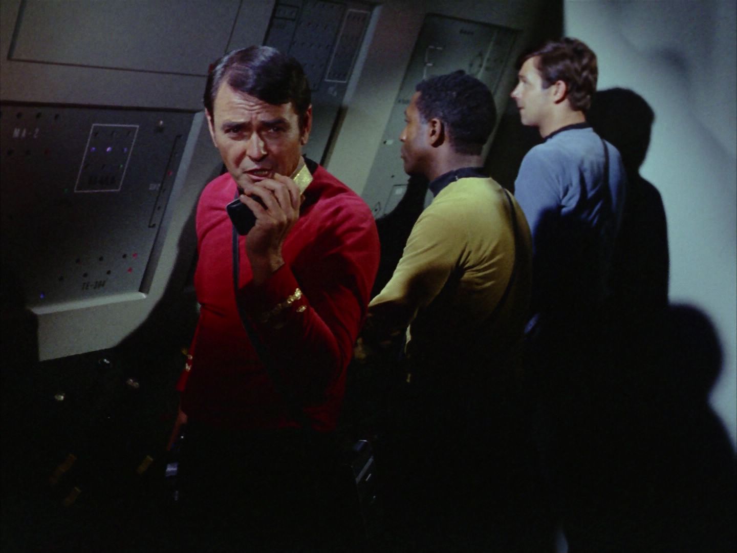 ariane179254_StarTrek_2x06_TheDoomsdayMachine_1951.jpg