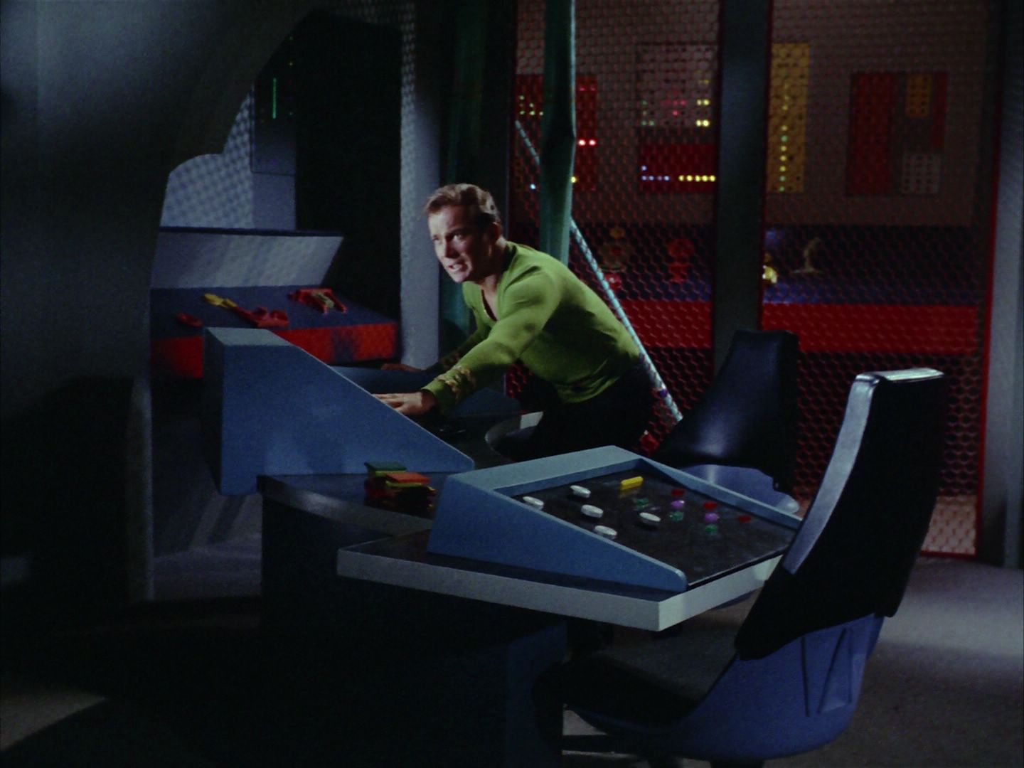 ariane179254_StarTrek_2x06_TheDoomsdayMachine_1961.jpg