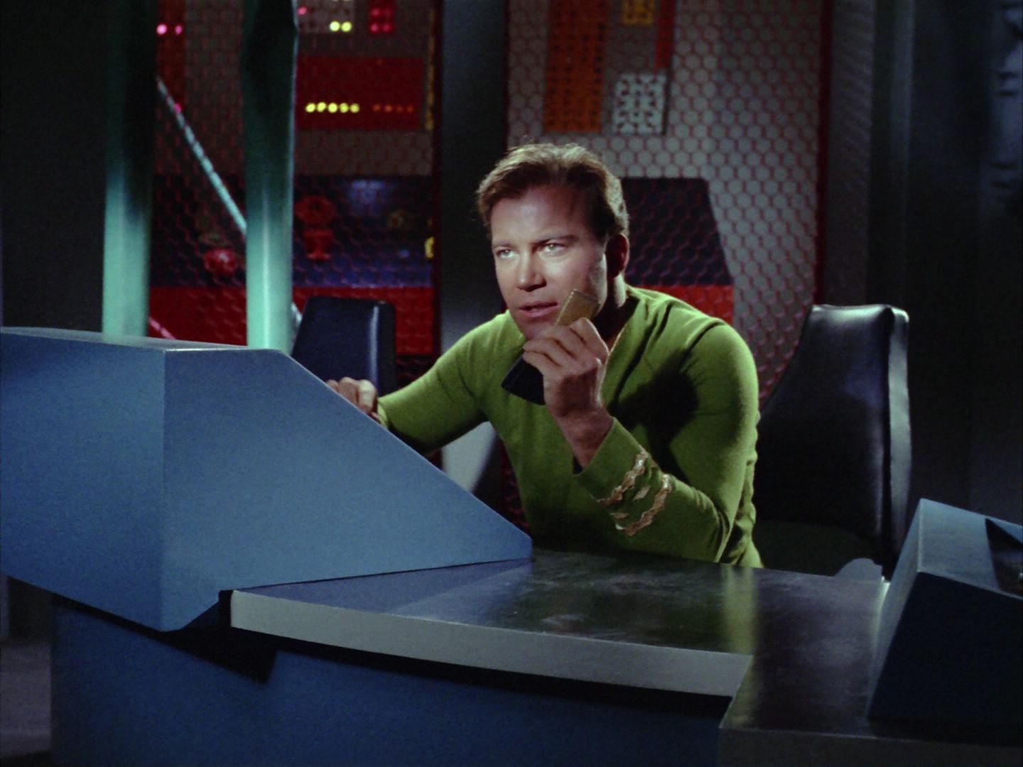 ariane179254_StarTrek_2x06_TheDoomsdayMachine_2058.jpg