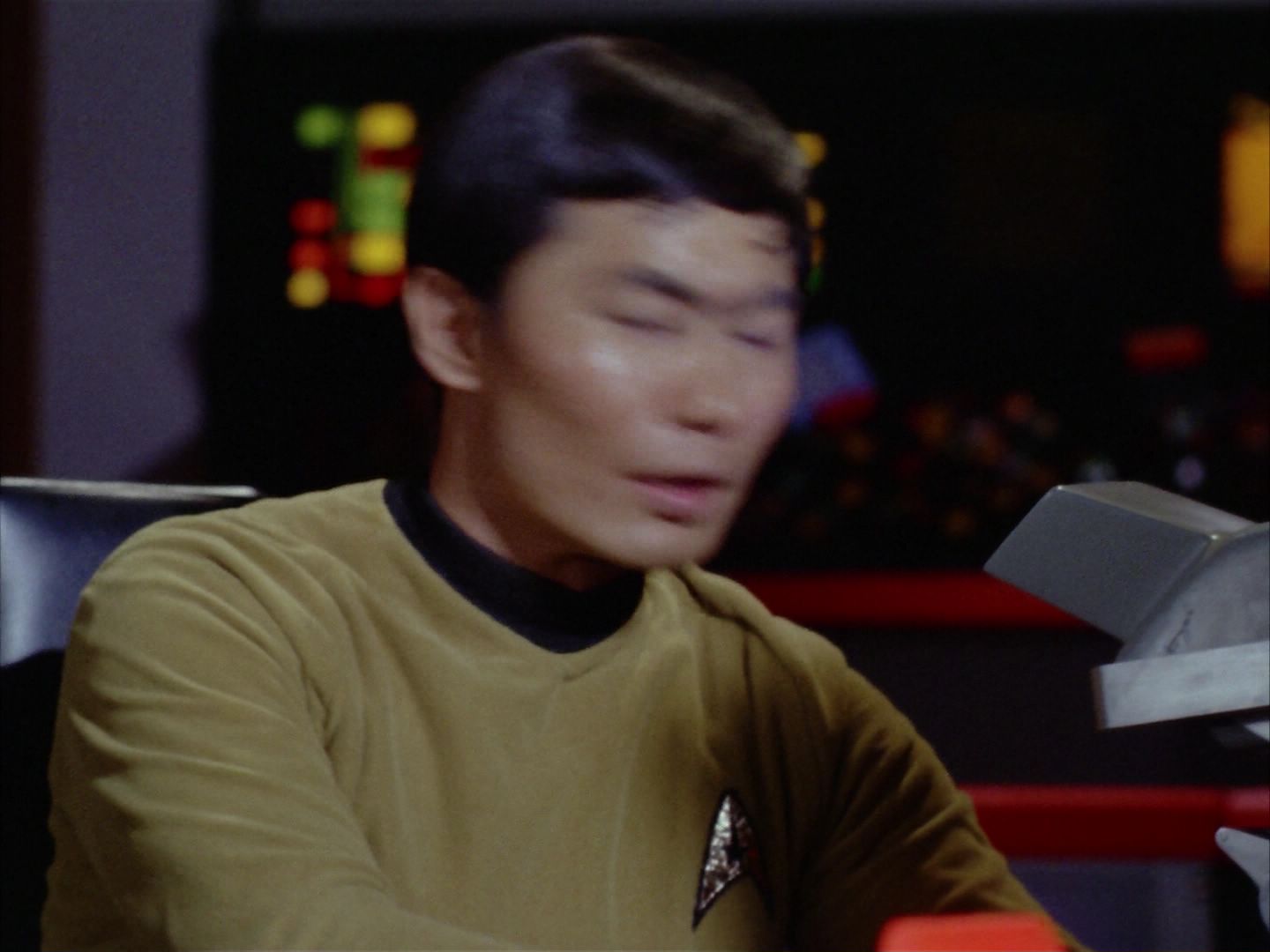ariane179254_StarTrek_2x06_TheDoomsdayMachine_2137.jpg