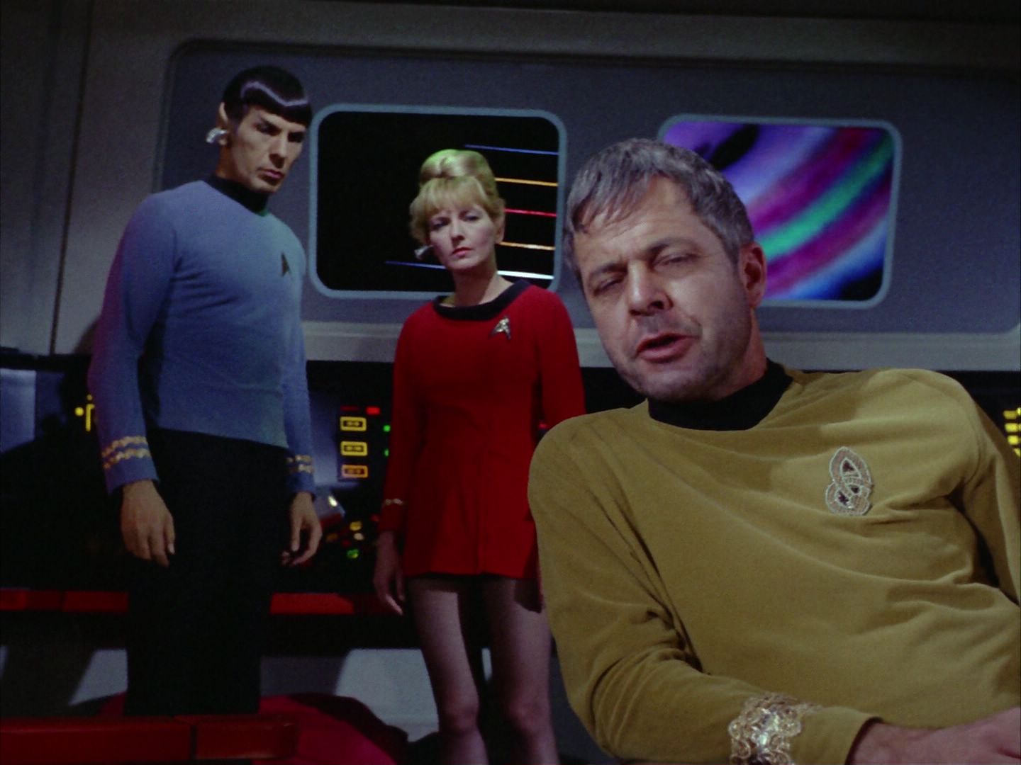 ariane179254_StarTrek_2x06_TheDoomsdayMachine_2199.jpg