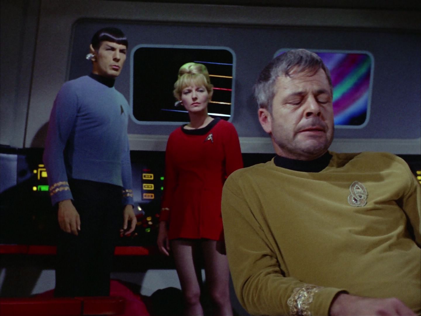 ariane179254_StarTrek_2x06_TheDoomsdayMachine_2227.jpg