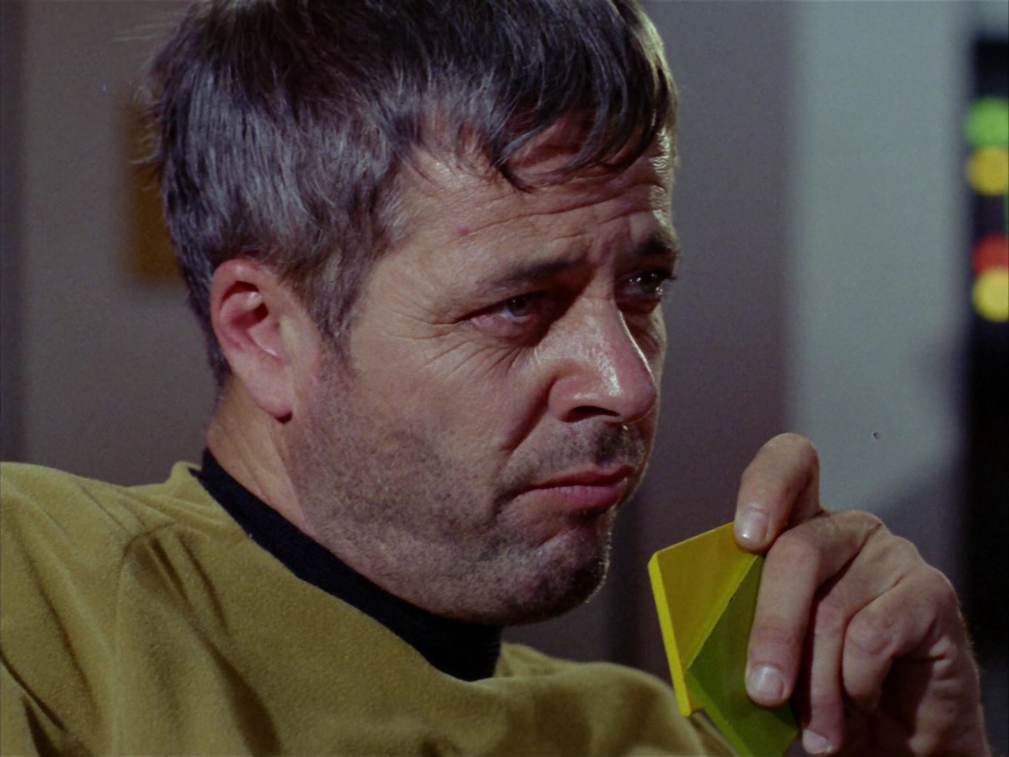 ariane179254_StarTrek_2x06_TheDoomsdayMachine_2327.jpg