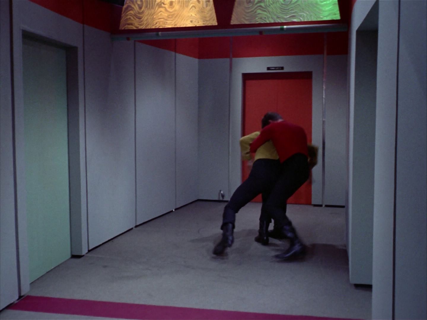 ariane179254_StarTrek_2x06_TheDoomsdayMachine_2404.jpg