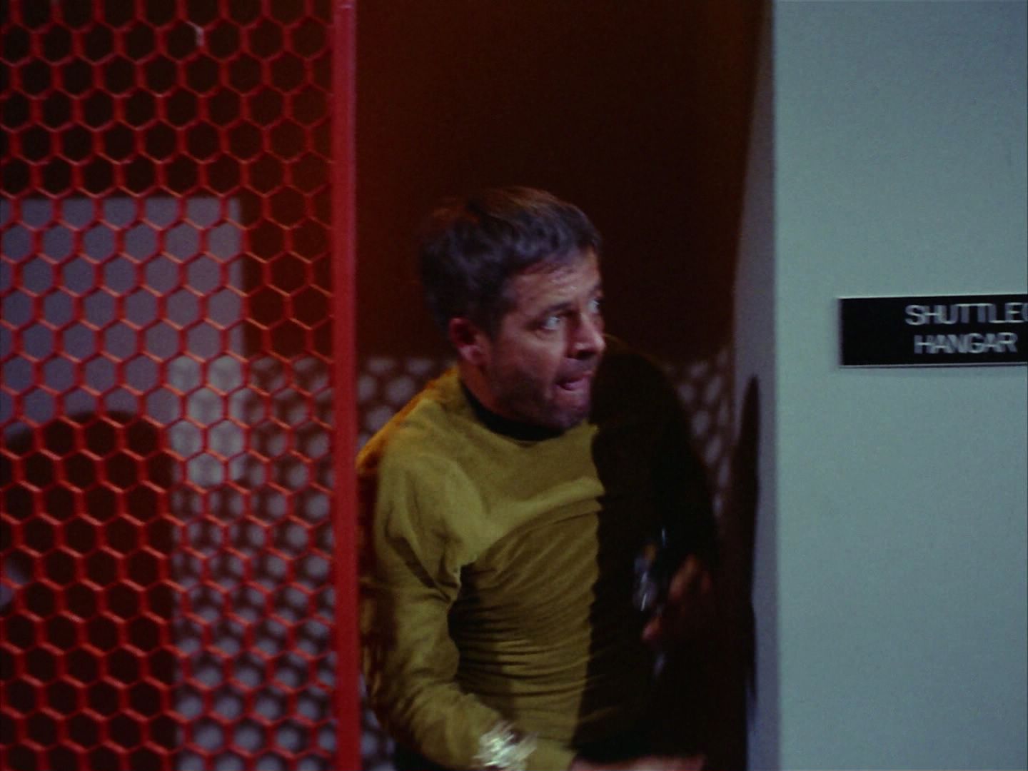 ariane179254_StarTrek_2x06_TheDoomsdayMachine_2456.jpg