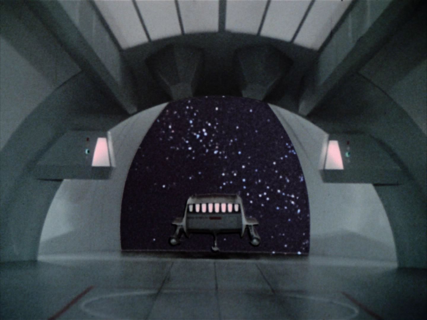 ariane179254_StarTrek_2x06_TheDoomsdayMachine_2545.jpg