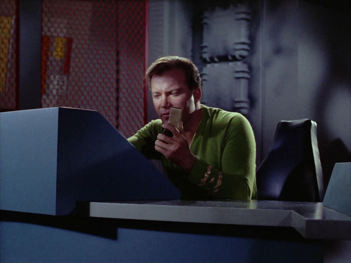 ariane179254_StarTrek_2x06_TheDoomsdayMachine_2558.jpg