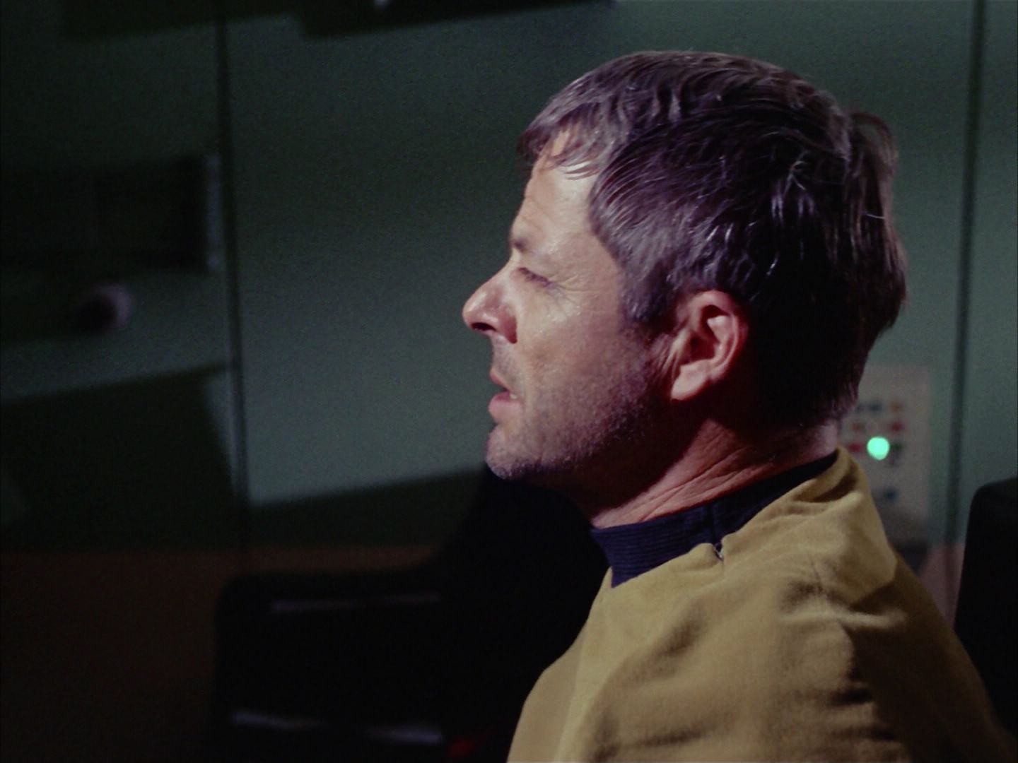 ariane179254_StarTrek_2x06_TheDoomsdayMachine_2599.jpg