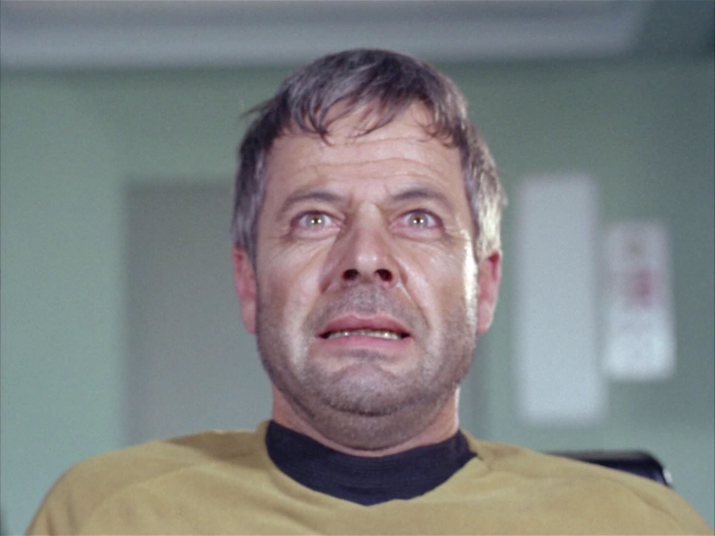 ariane179254_StarTrek_2x06_TheDoomsdayMachine_2691.jpg