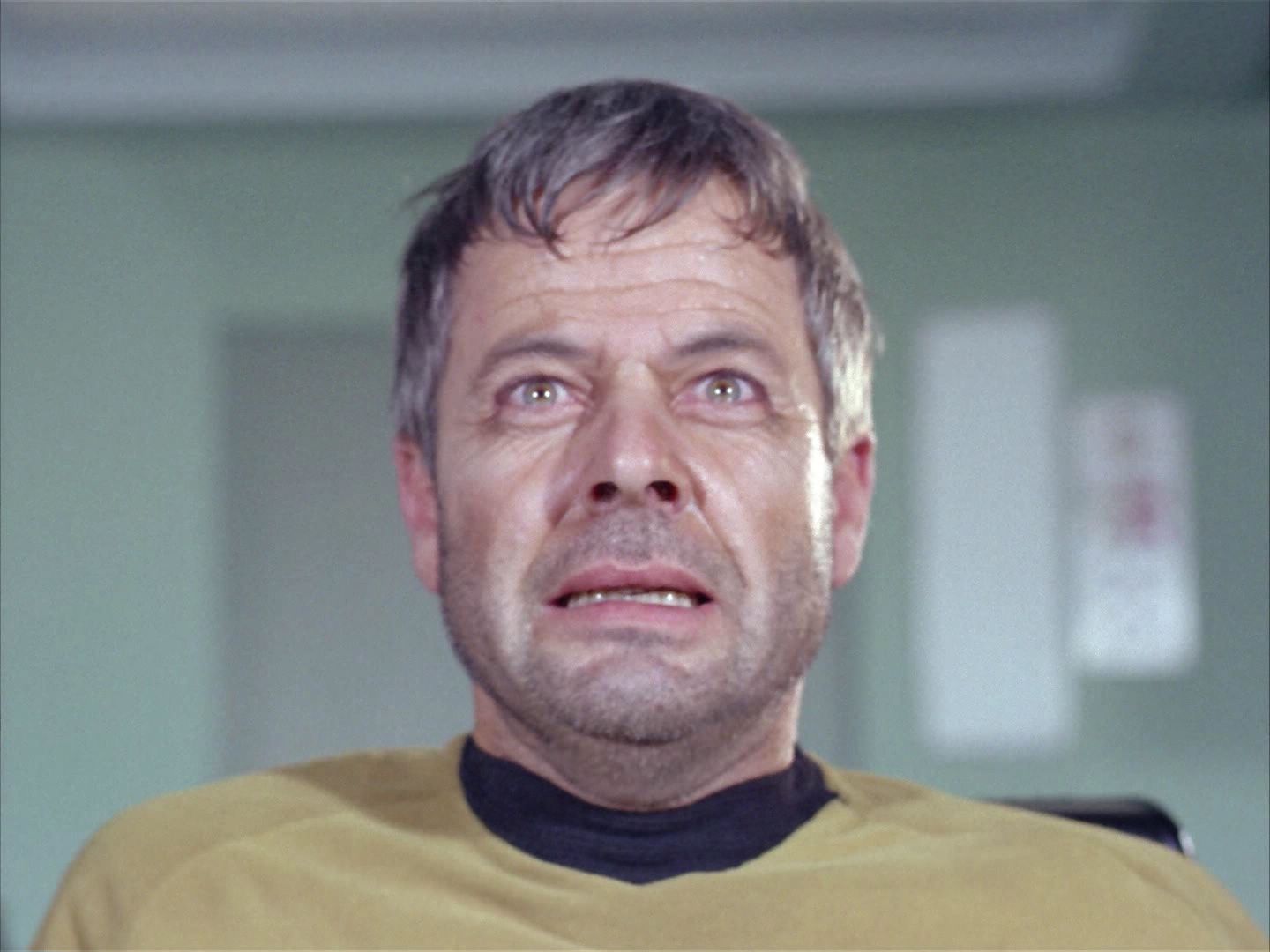 ariane179254_StarTrek_2x06_TheDoomsdayMachine_2692.jpg