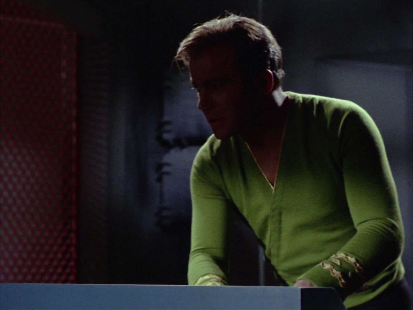 ariane179254_StarTrek_2x06_TheDoomsdayMachine_2894.jpg