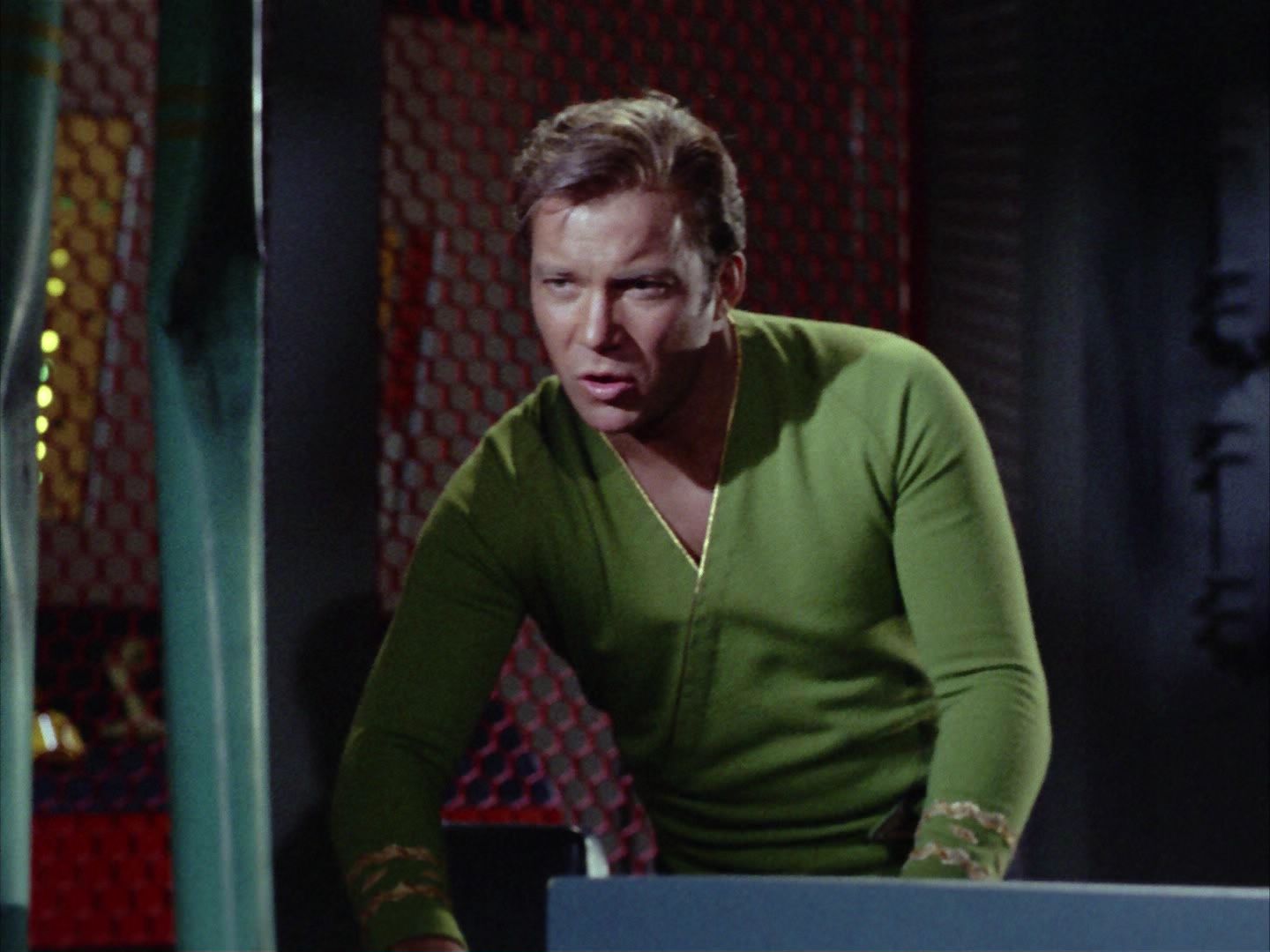 ariane179254_StarTrek_2x06_TheDoomsdayMachine_2908.jpg