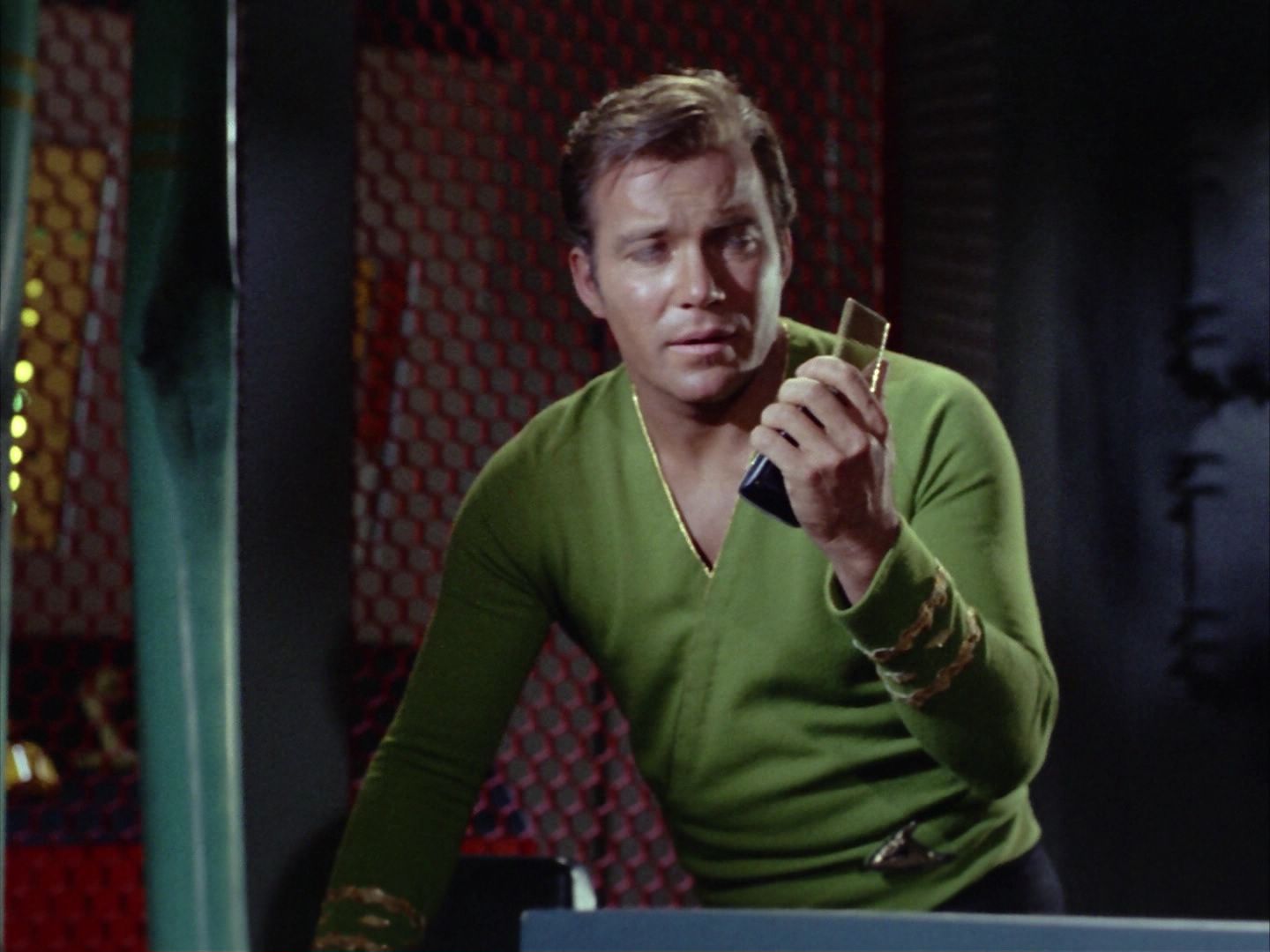 ariane179254_StarTrek_2x06_TheDoomsdayMachine_2922.jpg
