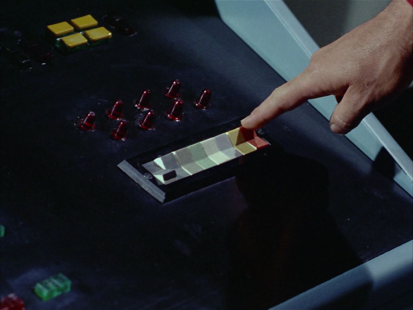 ariane179254_StarTrek_2x06_TheDoomsdayMachine_2995.jpg
