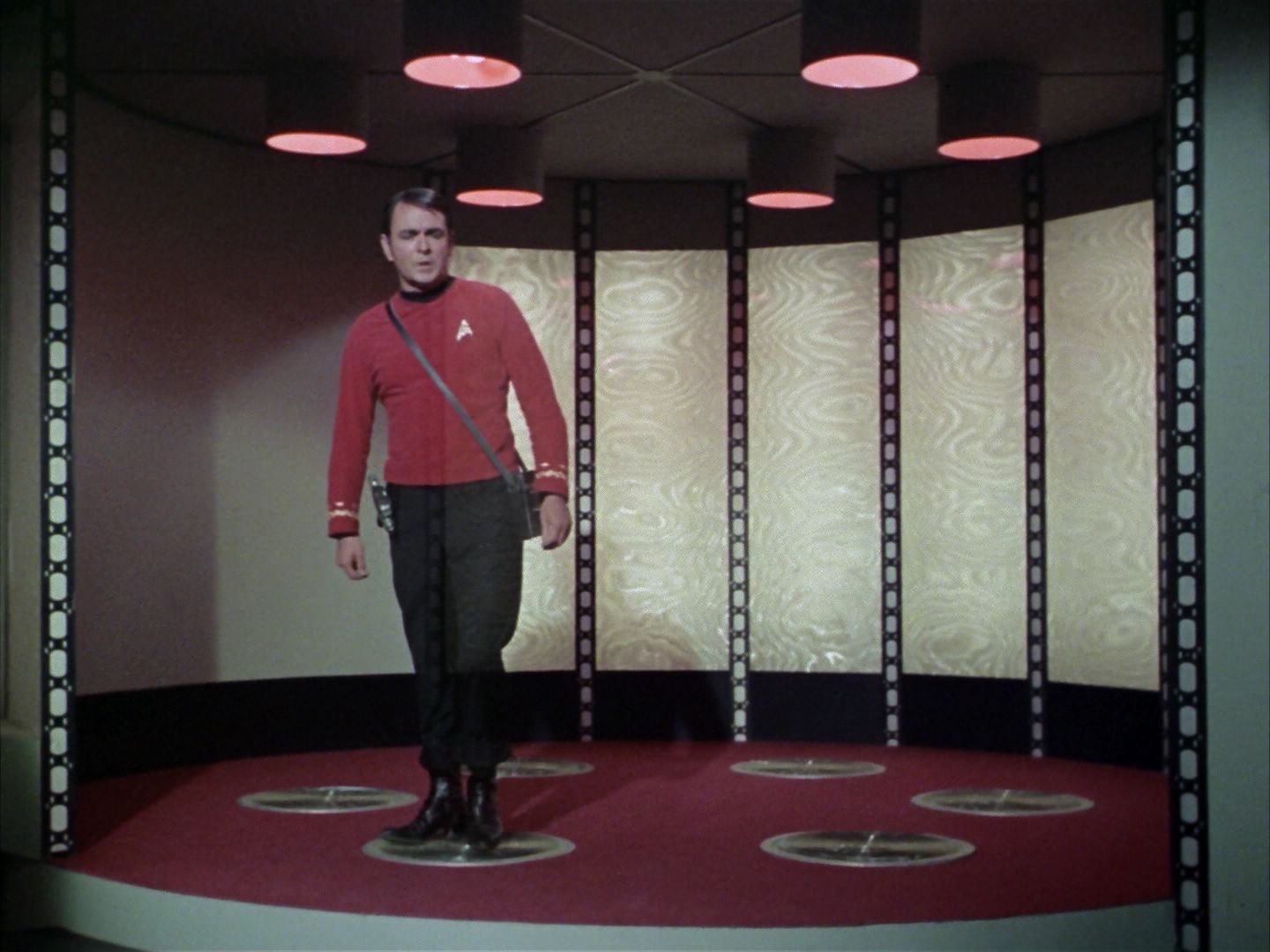 ariane179254_StarTrek_2x06_TheDoomsdayMachine_3030.jpg