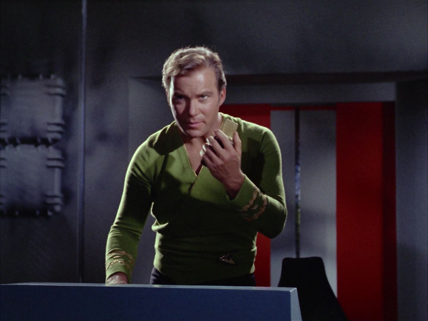 ariane179254_StarTrek_2x06_TheDoomsdayMachine_3051.jpg