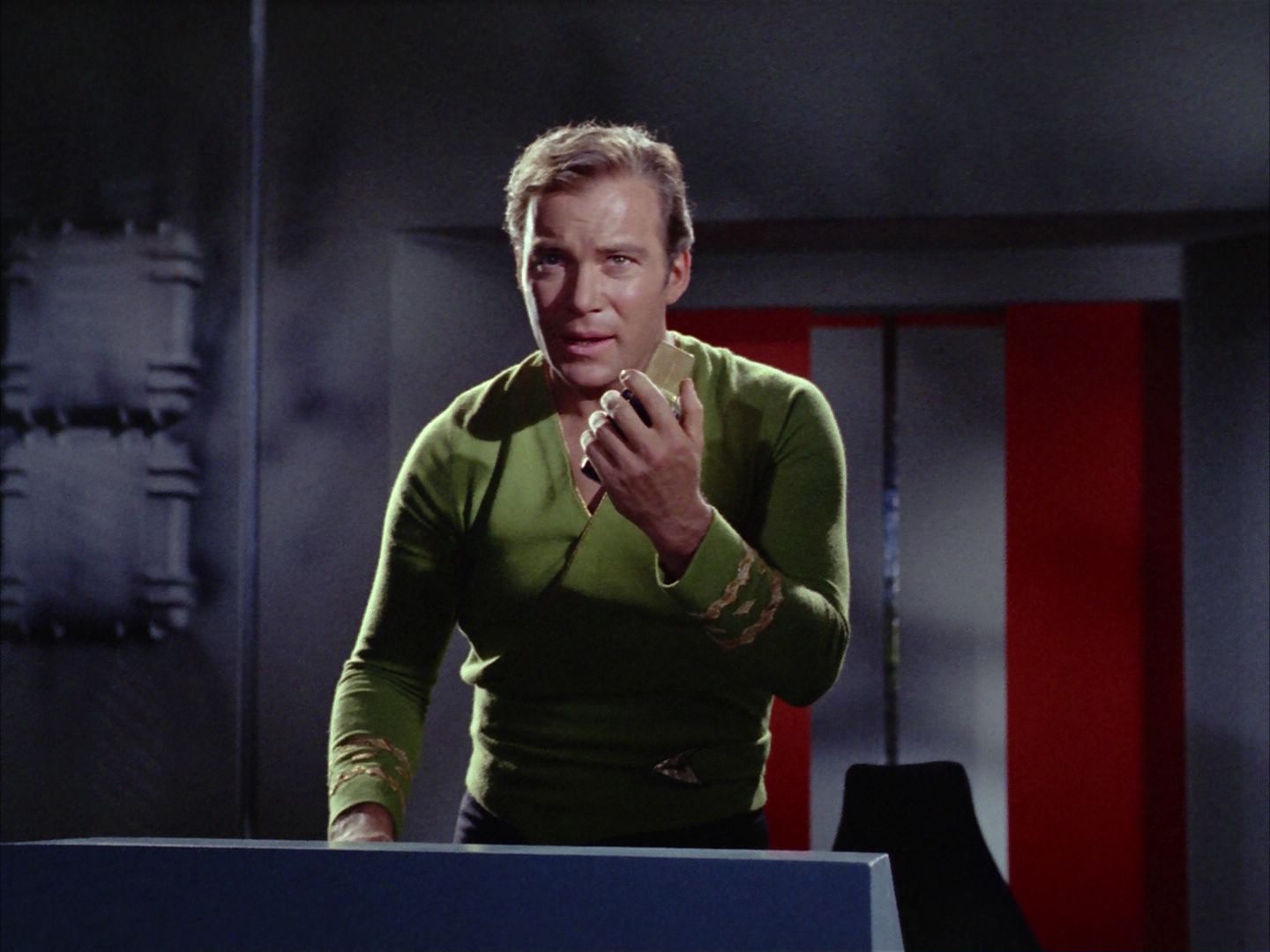 ariane179254_StarTrek_2x06_TheDoomsdayMachine_3052.jpg