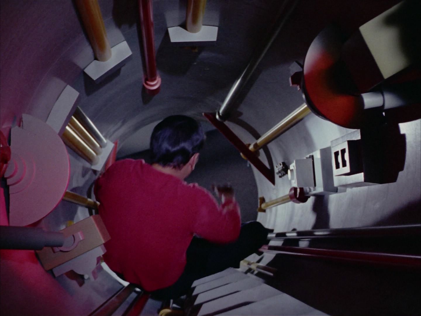 ariane179254_StarTrek_2x06_TheDoomsdayMachine_3087.jpg