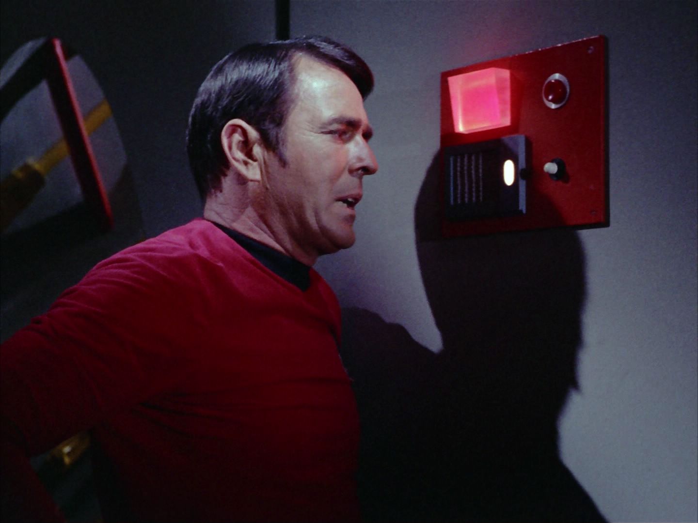 ariane179254_StarTrek_2x06_TheDoomsdayMachine_3093.jpg