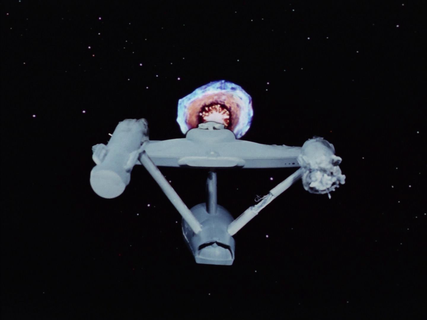 ariane179254_StarTrek_2x06_TheDoomsdayMachine_3193.jpg