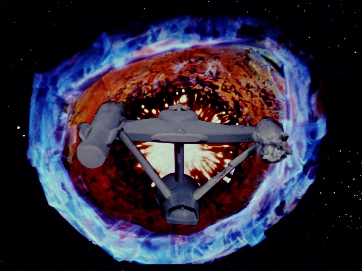 ariane179254_StarTrek_2x06_TheDoomsdayMachine_3242.jpg