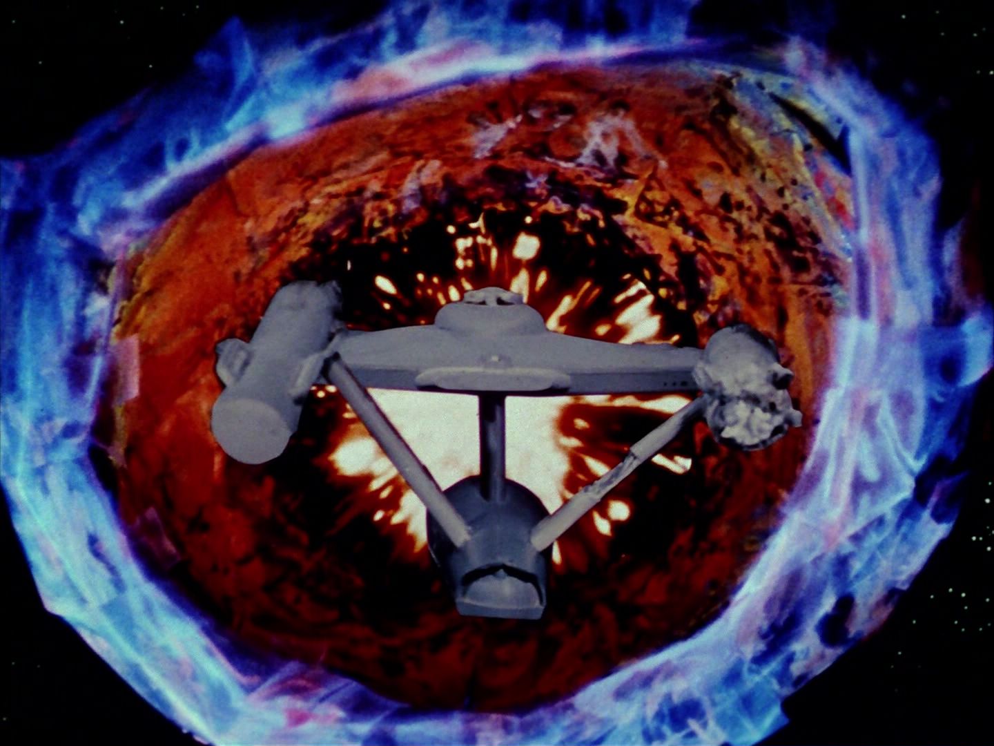 ariane179254_StarTrek_2x06_TheDoomsdayMachine_3244.jpg