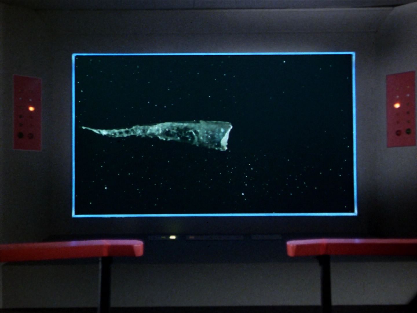 ariane179254_StarTrek_2x06_TheDoomsdayMachine_3274.jpg