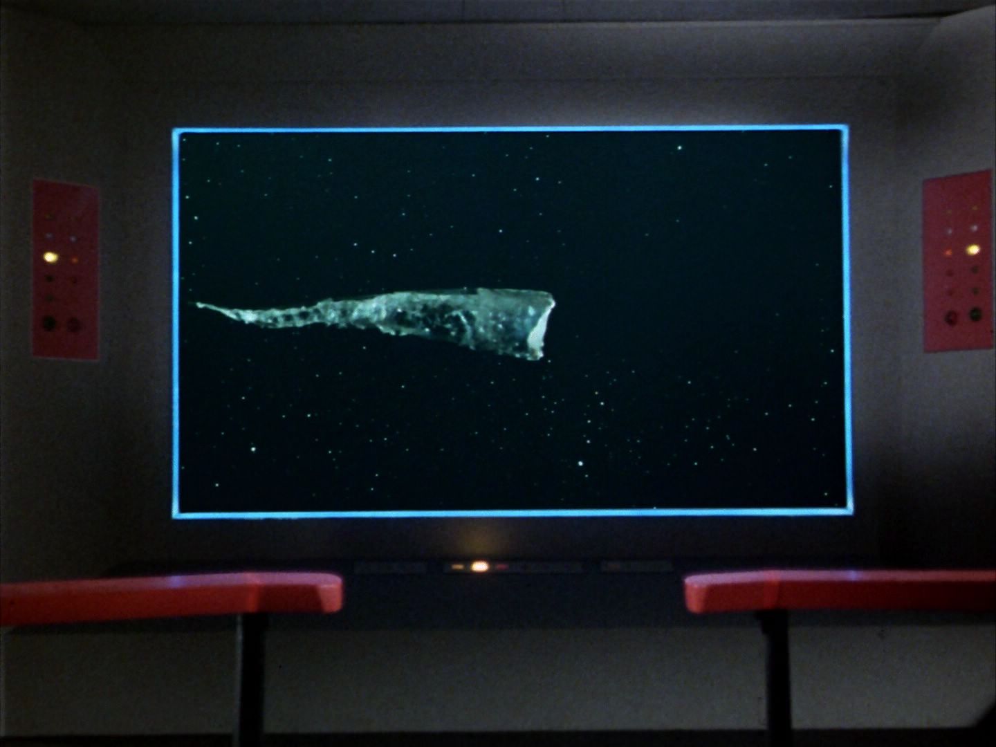 ariane179254_StarTrek_2x06_TheDoomsdayMachine_3275.jpg