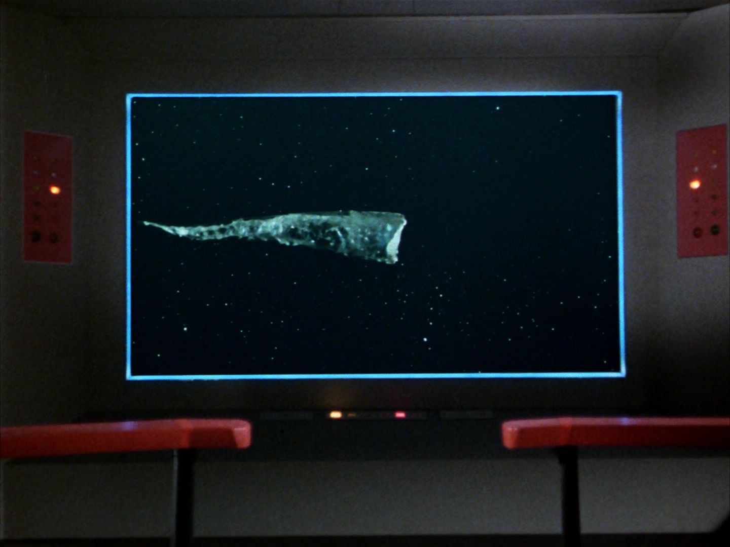 ariane179254_StarTrek_2x06_TheDoomsdayMachine_3276.jpg
