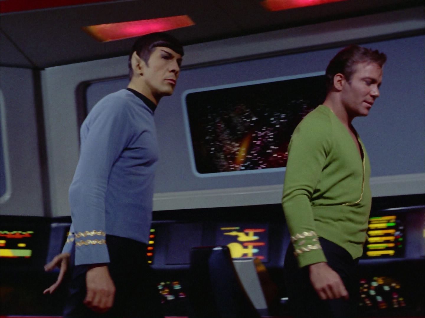 ariane179254_StarTrek_2x06_TheDoomsdayMachine_3327.jpg