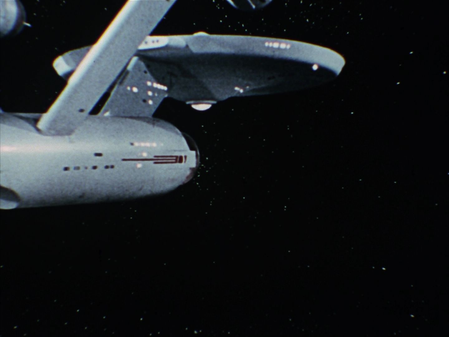 ariane179254_StarTrek_2x06_TheDoomsdayMachine_3386.jpg