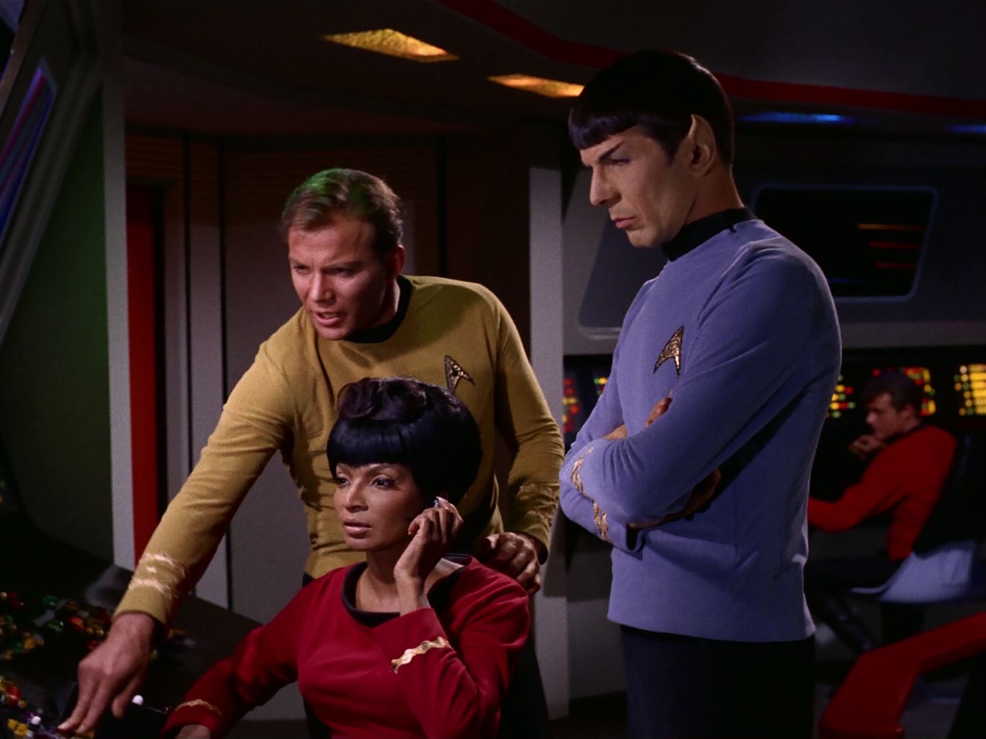 ariane179254_StarTrek_2x07_Catspaw_0043.jpg
