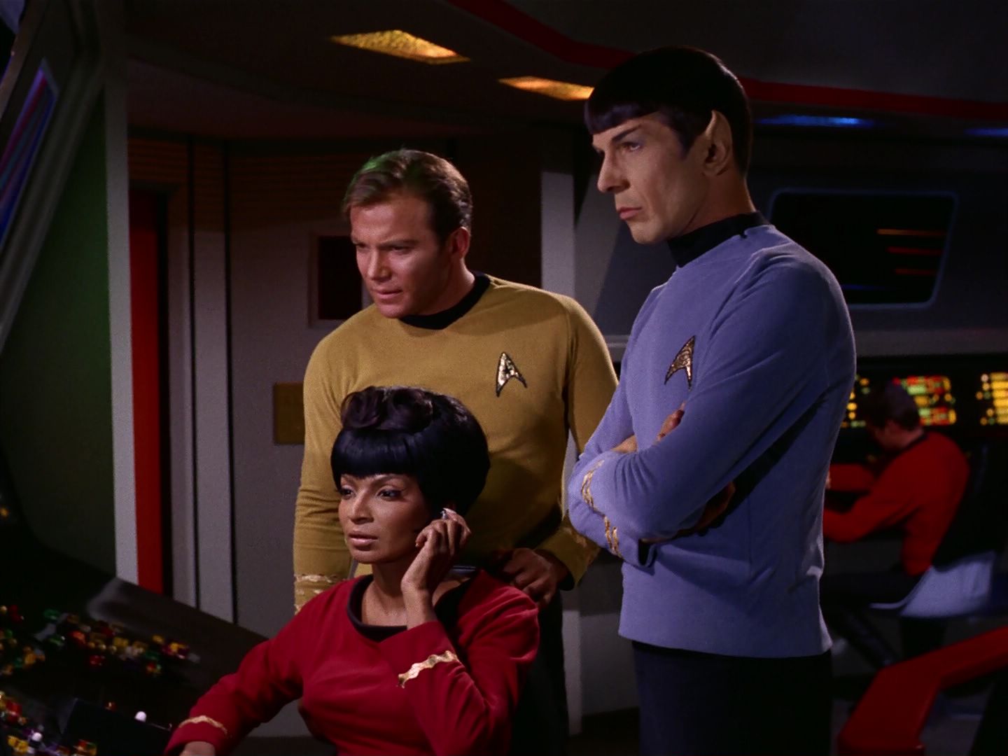 ariane179254_StarTrek_2x07_Catspaw_0046.jpg