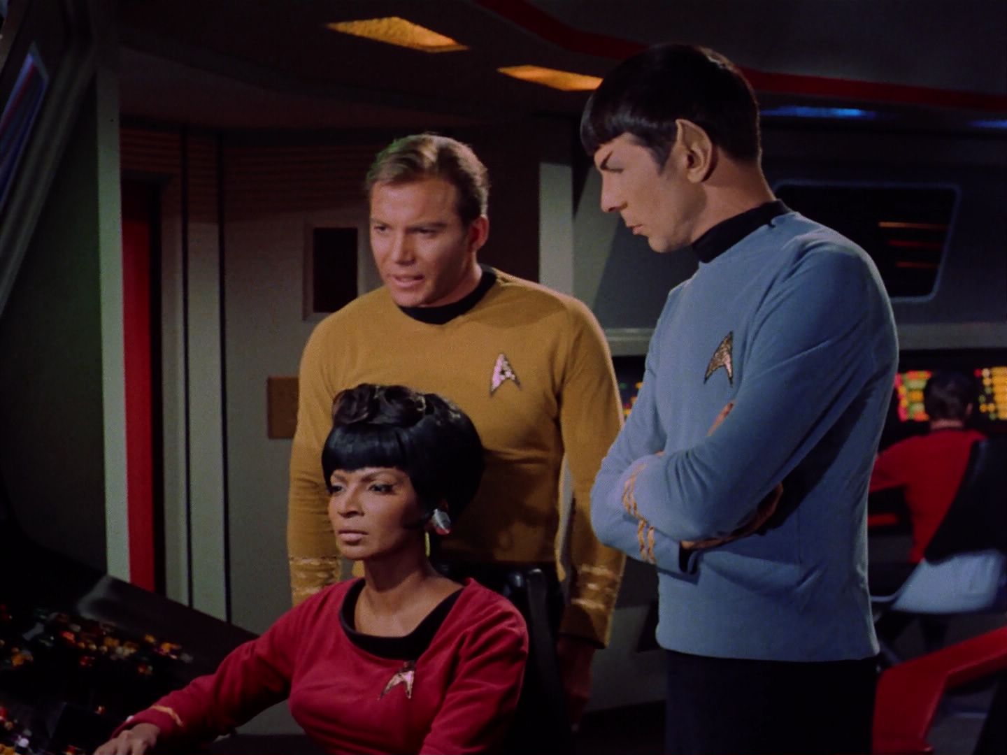 ariane179254_StarTrek_2x07_Catspaw_0062.jpg