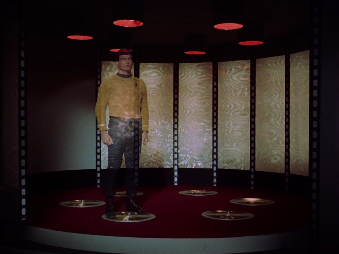 ariane179254_StarTrek_2x07_Catspaw_0086.jpg