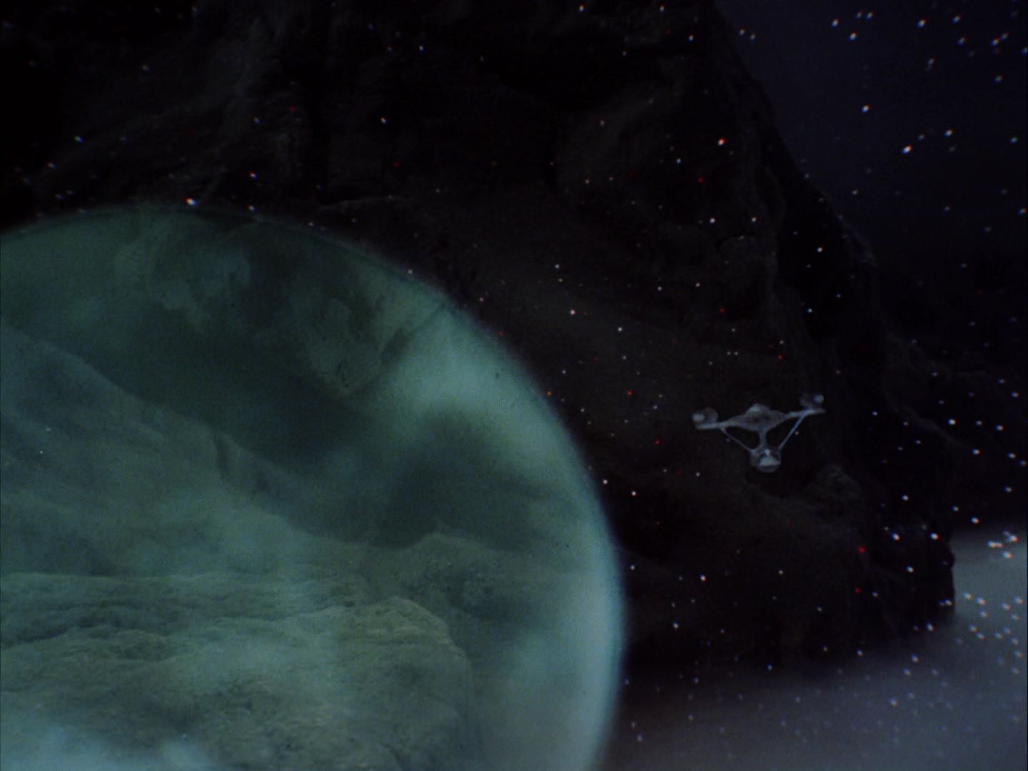 ariane179254_StarTrek_2x07_Catspaw_0231.jpg