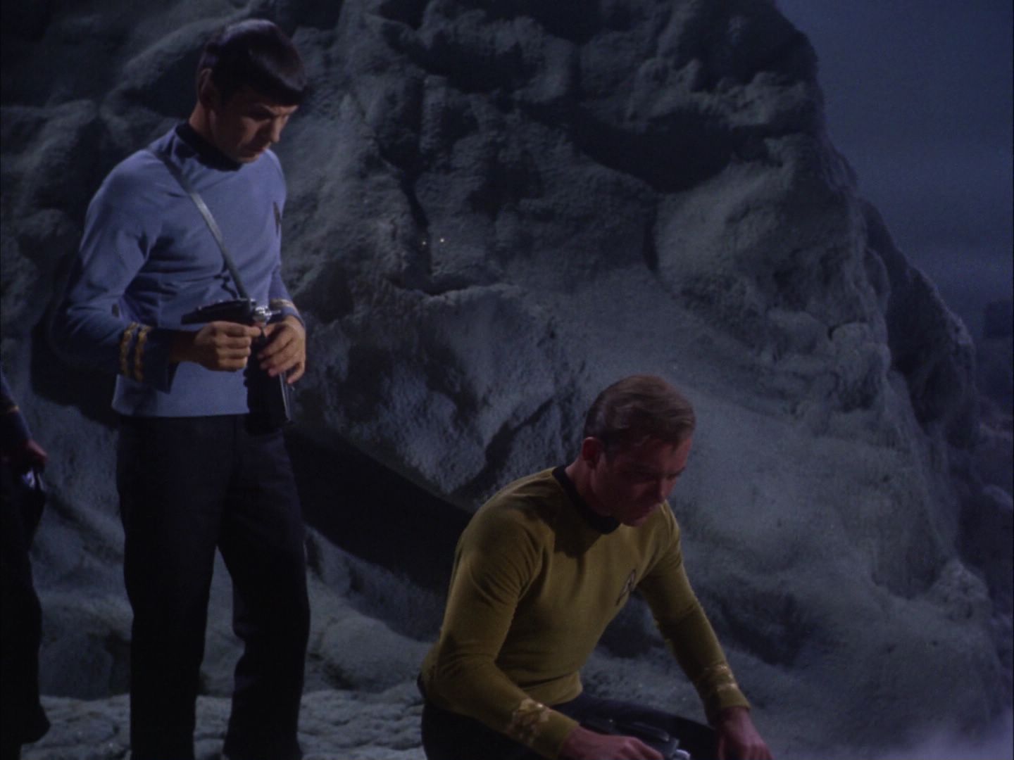 ariane179254_StarTrek_2x07_Catspaw_0282.jpg