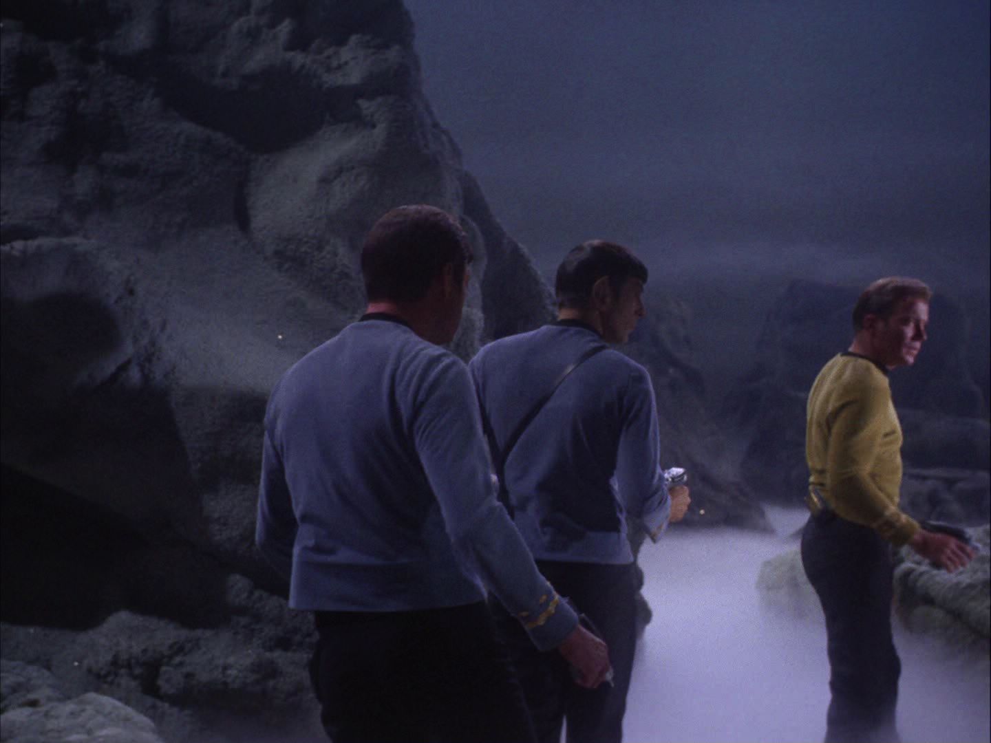 ariane179254_StarTrek_2x07_Catspaw_0297.jpg