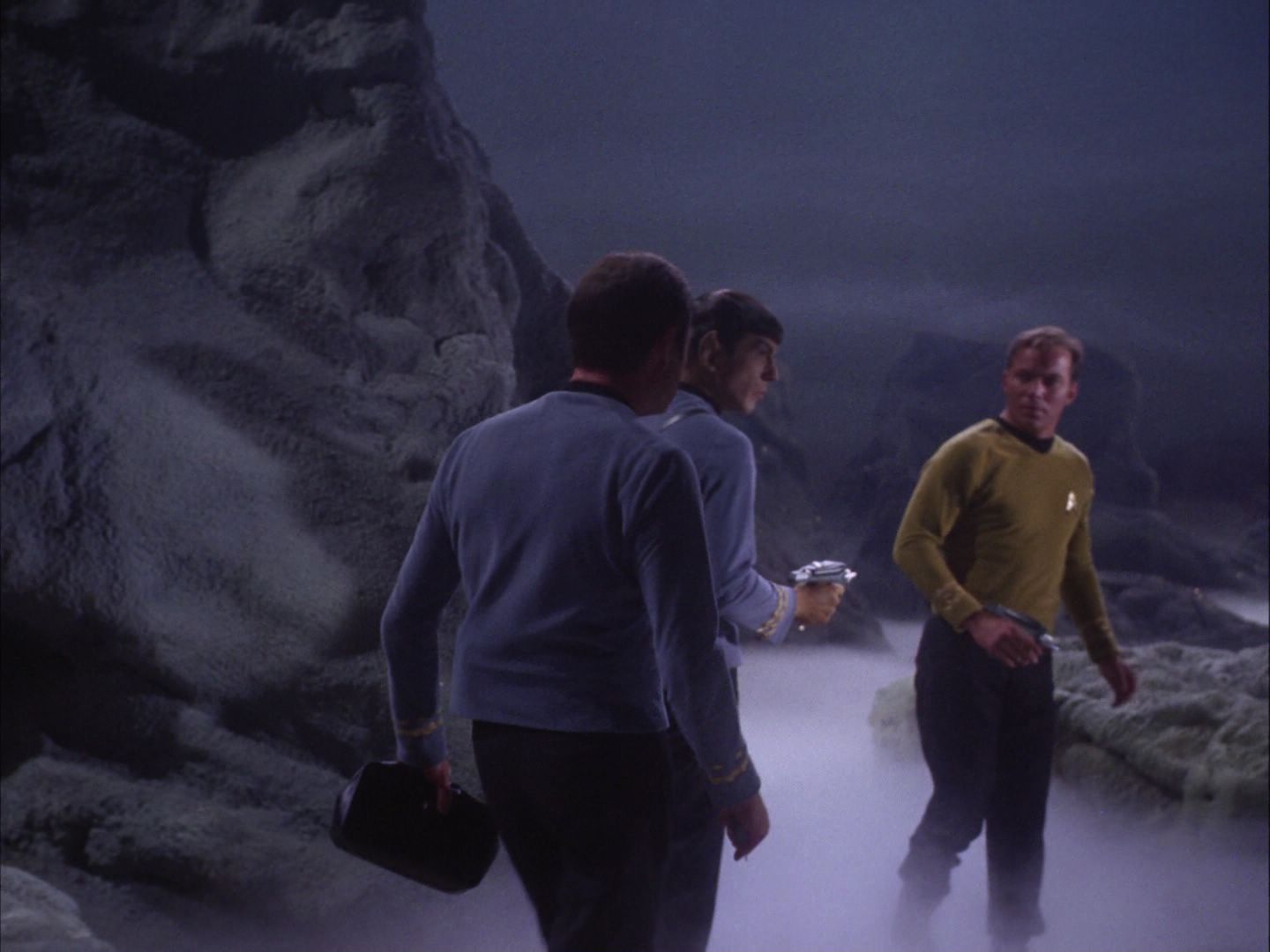 ariane179254_StarTrek_2x07_Catspaw_0298.jpg