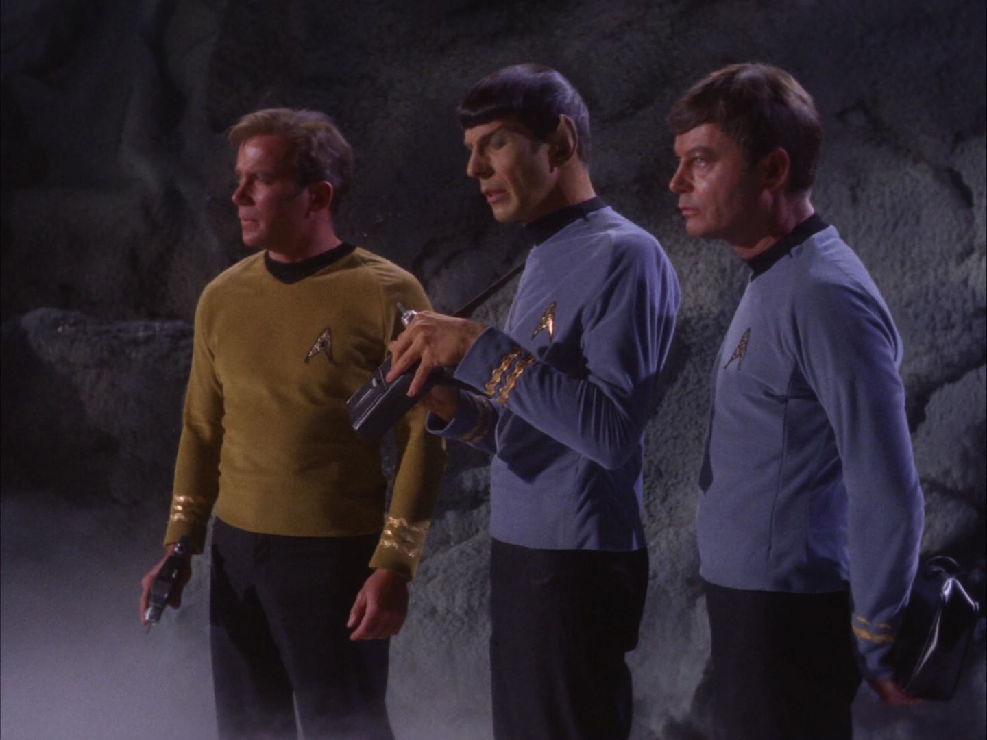 ariane179254_StarTrek_2x07_Catspaw_0317.jpg