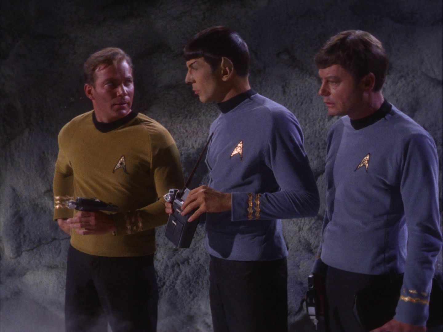 ariane179254_StarTrek_2x07_Catspaw_0366.jpg