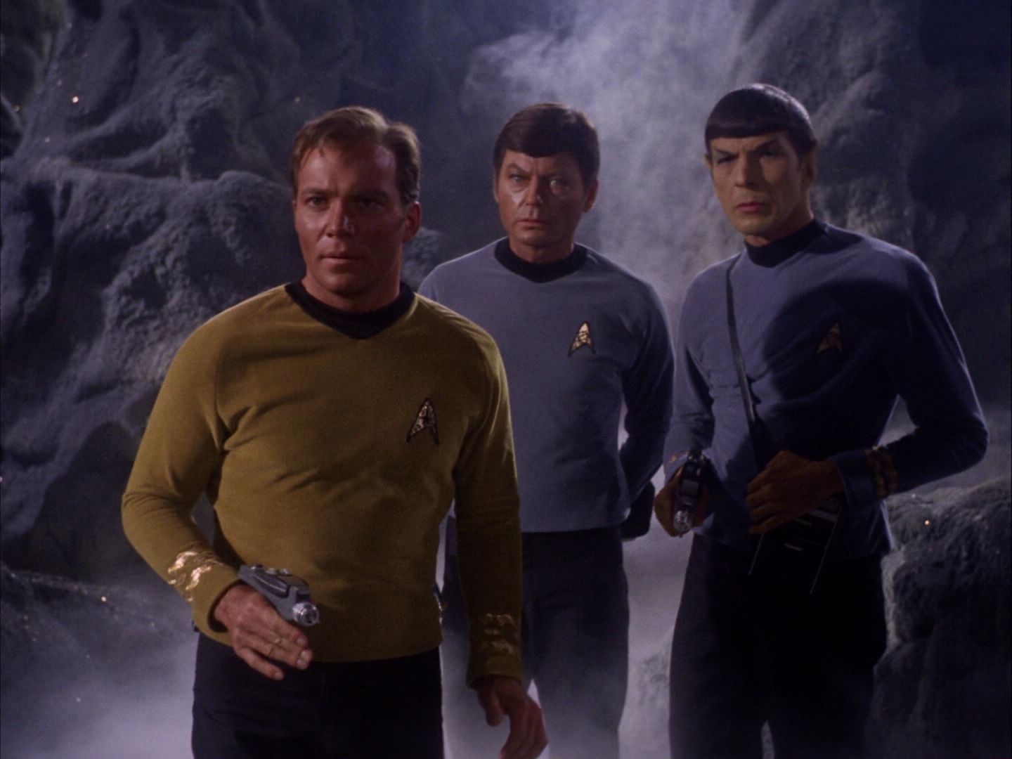ariane179254_StarTrek_2x07_Catspaw_0429.jpg