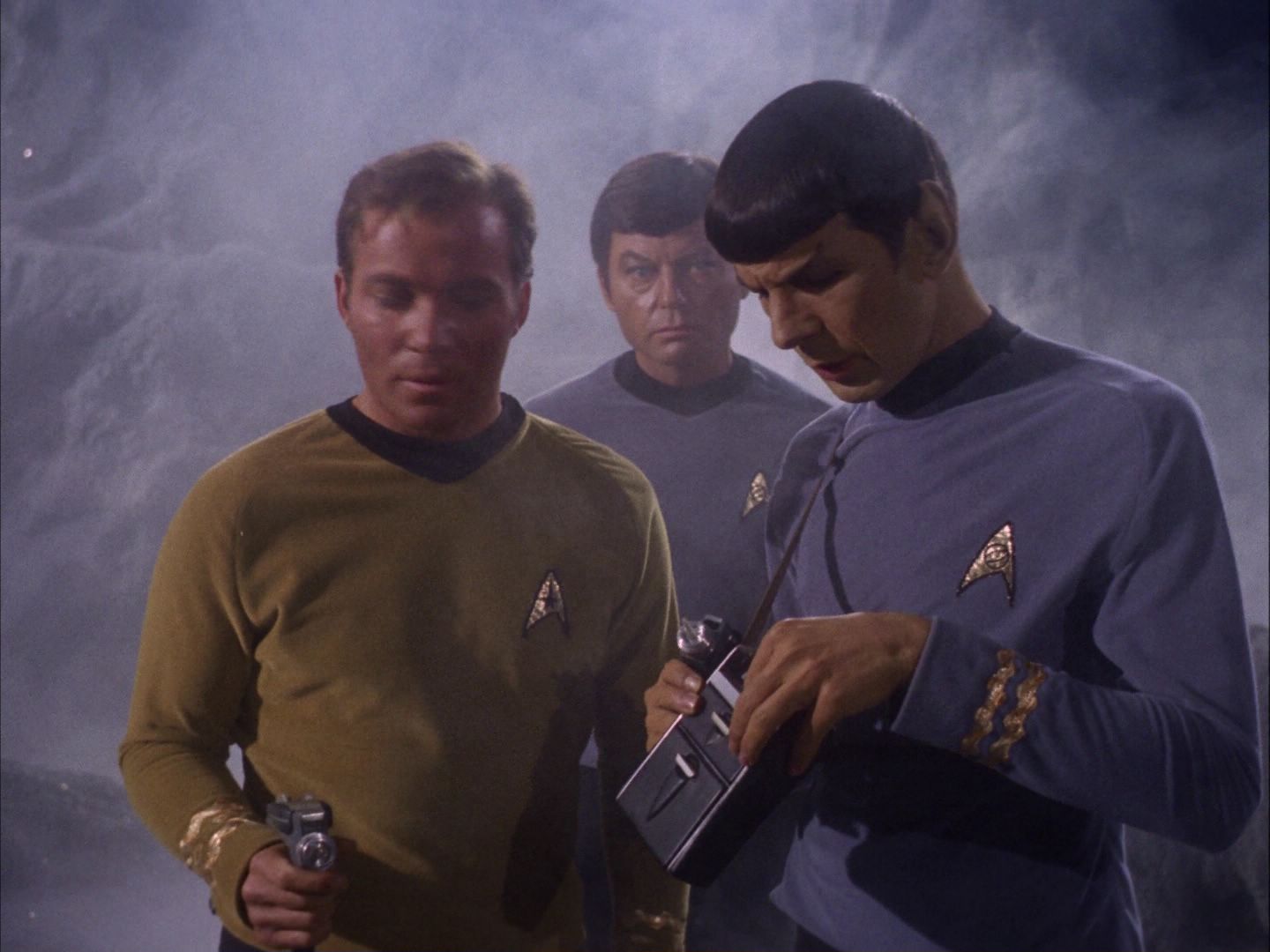 ariane179254_StarTrek_2x07_Catspaw_0532.jpg