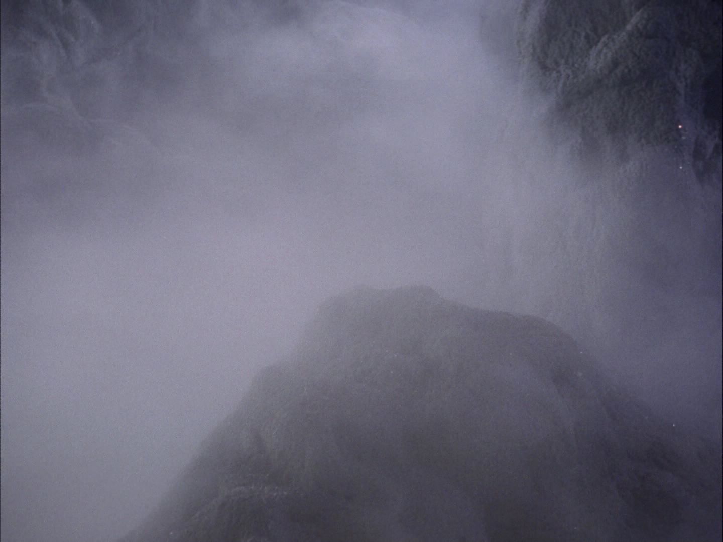ariane179254_StarTrek_2x07_Catspaw_0538.jpg