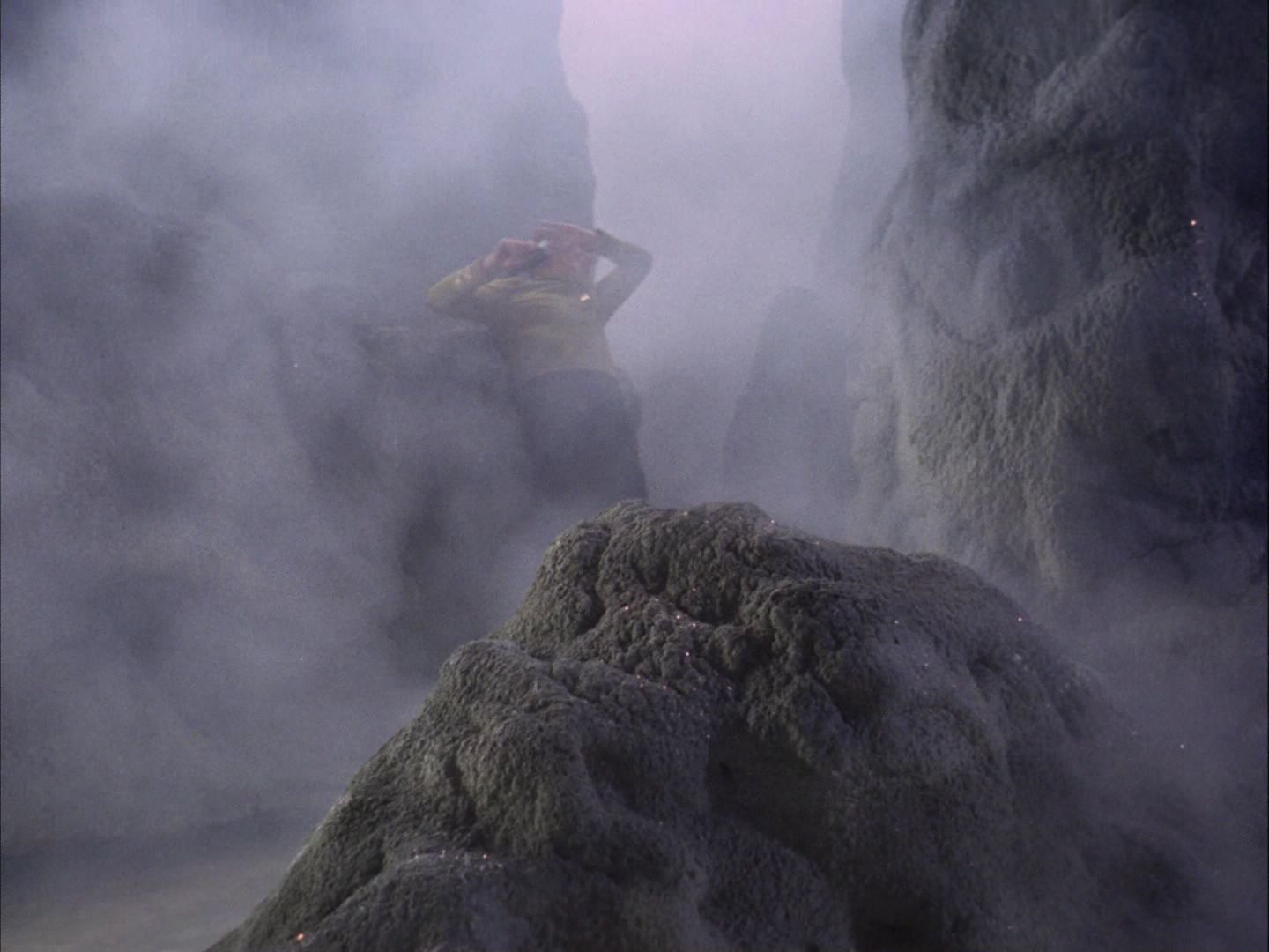 ariane179254_StarTrek_2x07_Catspaw_0551.jpg