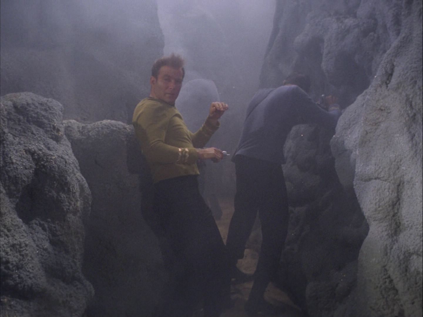 ariane179254_StarTrek_2x07_Catspaw_0558.jpg