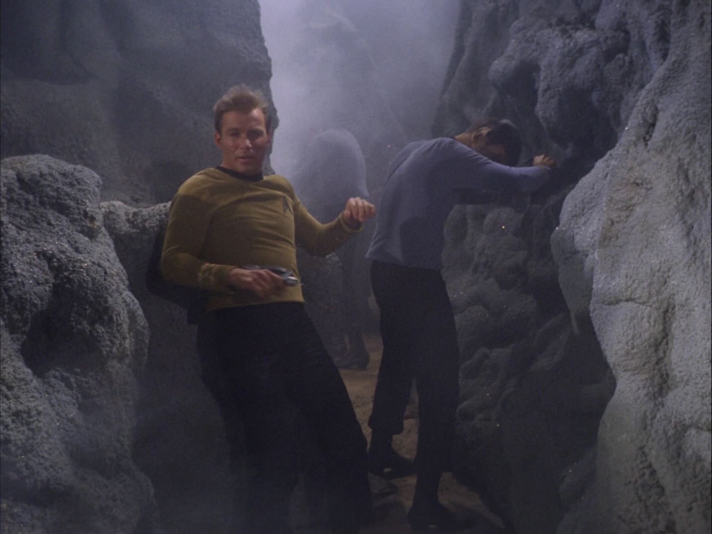 ariane179254_StarTrek_2x07_Catspaw_0560.jpg