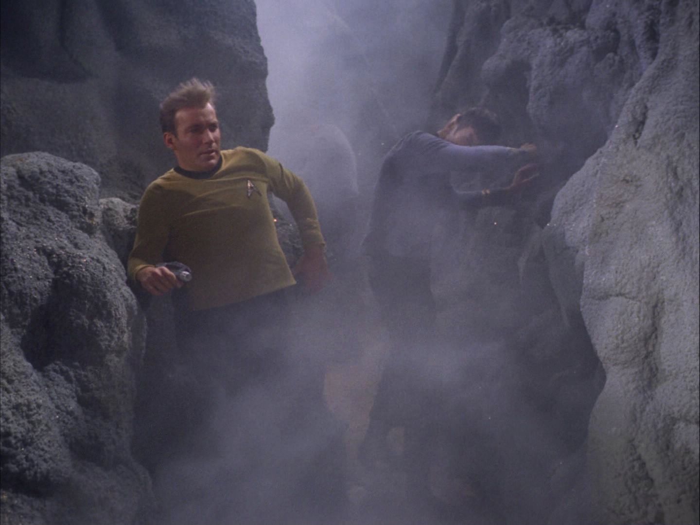 ariane179254_StarTrek_2x07_Catspaw_0561.jpg