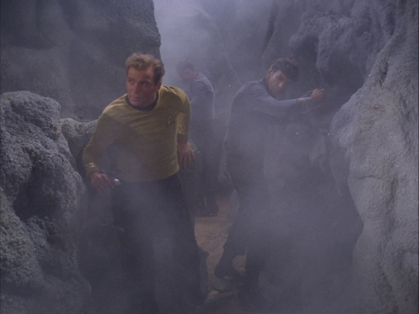 ariane179254_StarTrek_2x07_Catspaw_0562.jpg
