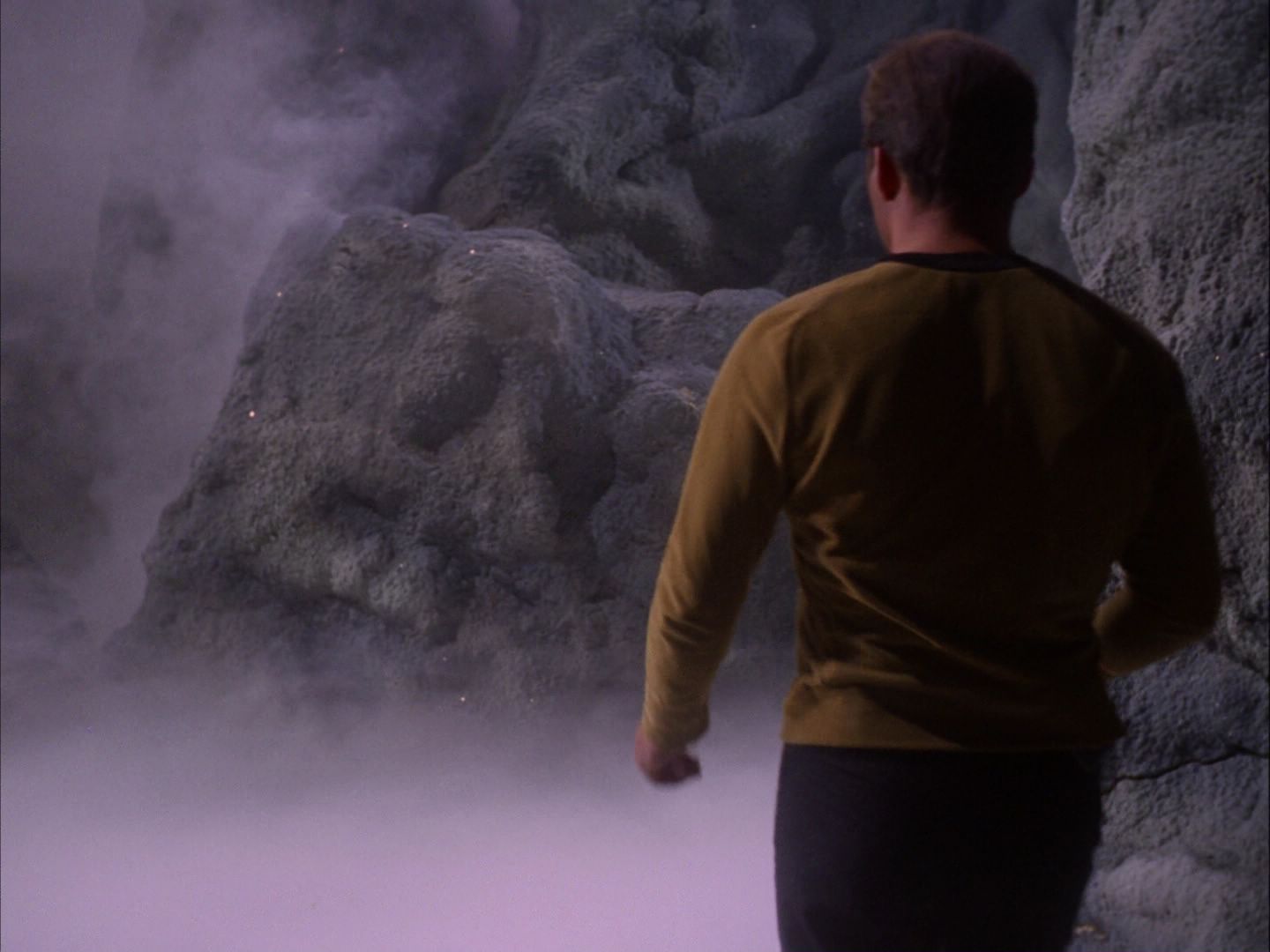ariane179254_StarTrek_2x07_Catspaw_0580.jpg